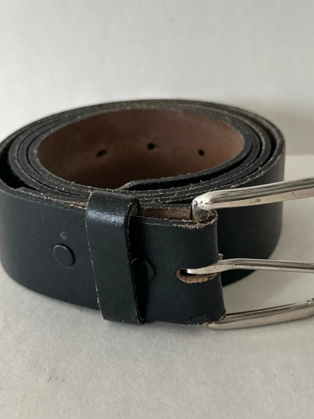 TOP GRAIN LEATHER OIL TANNED BLACK BELT SIZE 44 MADE IN USA